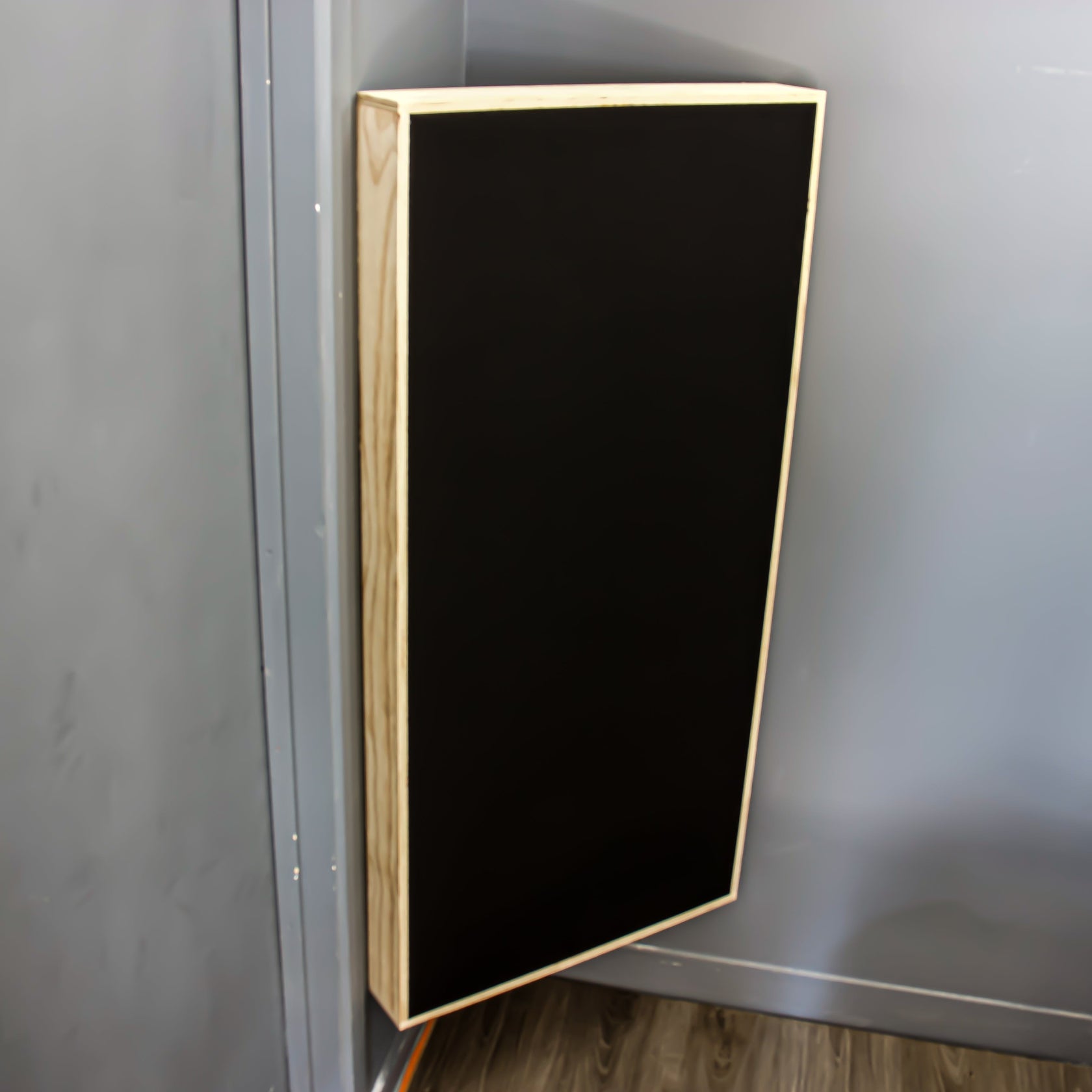 Wall-Wall Hang Kit